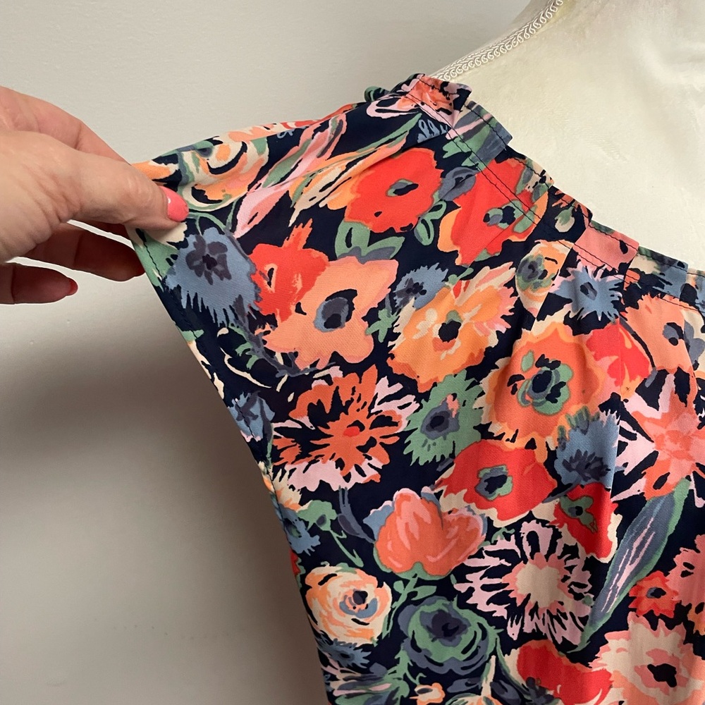 LC Lauren Conrad Navy Floral Scoop Neck Blouse - Picture 4 of 14
